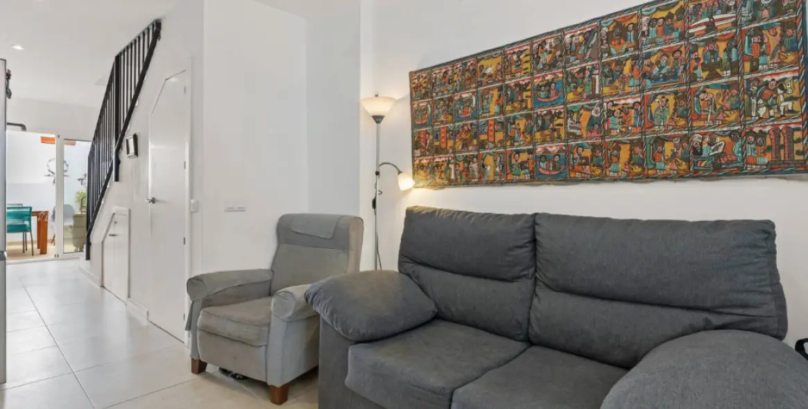 Long-term rent of townhouse in Estepona 4