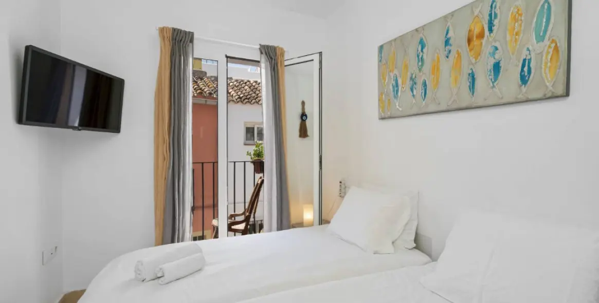 Long-term rent of townhouse in Estepona 8