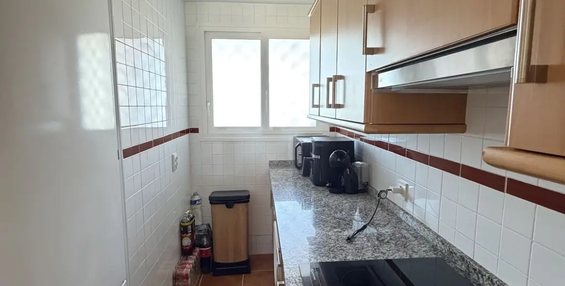 Долгосрочная аренда апартаментов на среднем этаже в Manilva 4