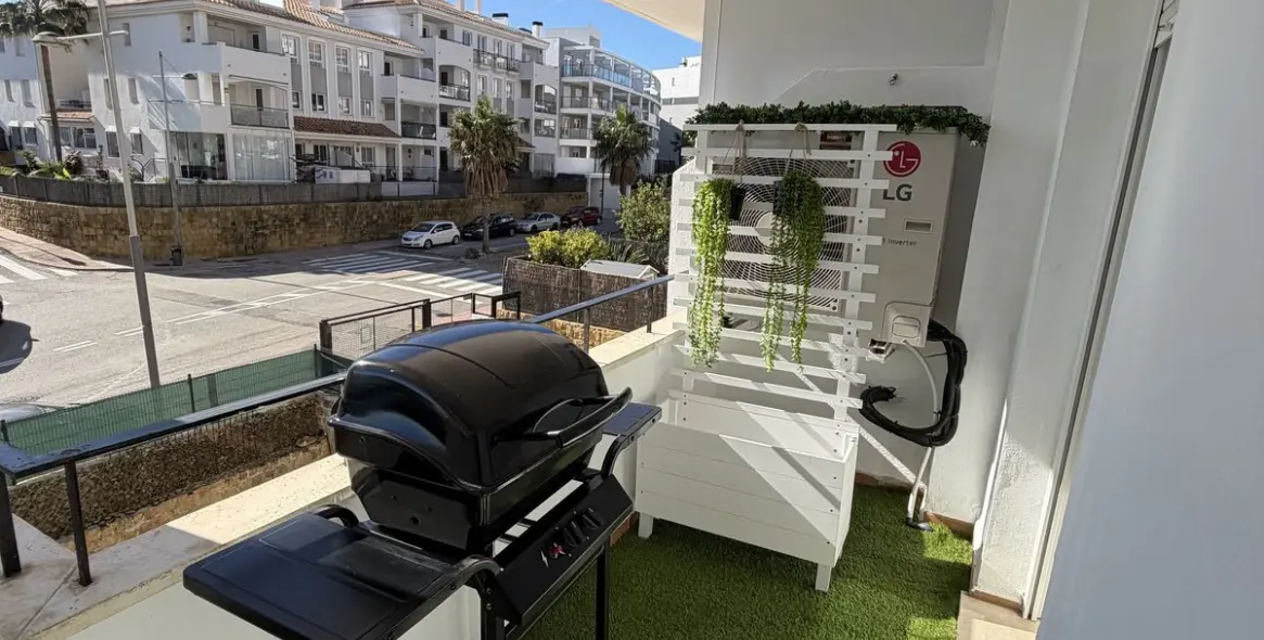 Долгосрочная аренда апартаментов на среднем этаже в Manilva 16