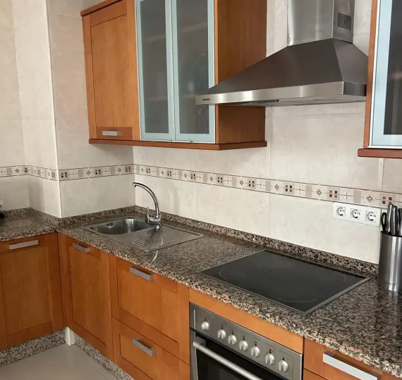 Долгосрочная аренда апартаментов на первом этаже в Fuengirola