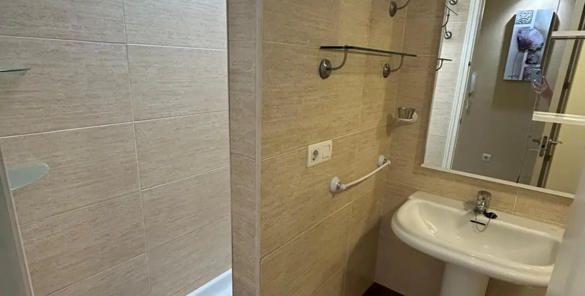 Долгосрочная аренда апартаментов на первом этаже в Fuengirola 12