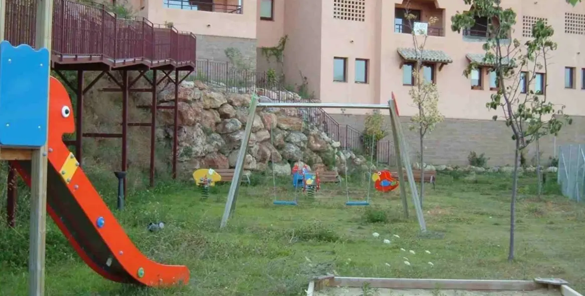 Долгосрочная аренда апартаментов на среднем этаже в Mijas 3