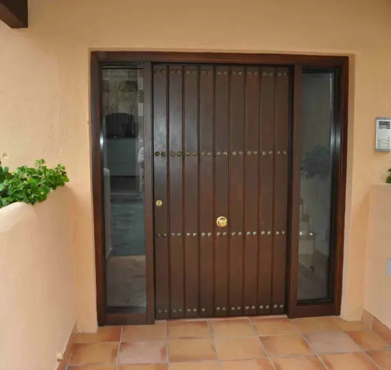 Долгосрочная аренда апартаментов на среднем этаже в Mijas