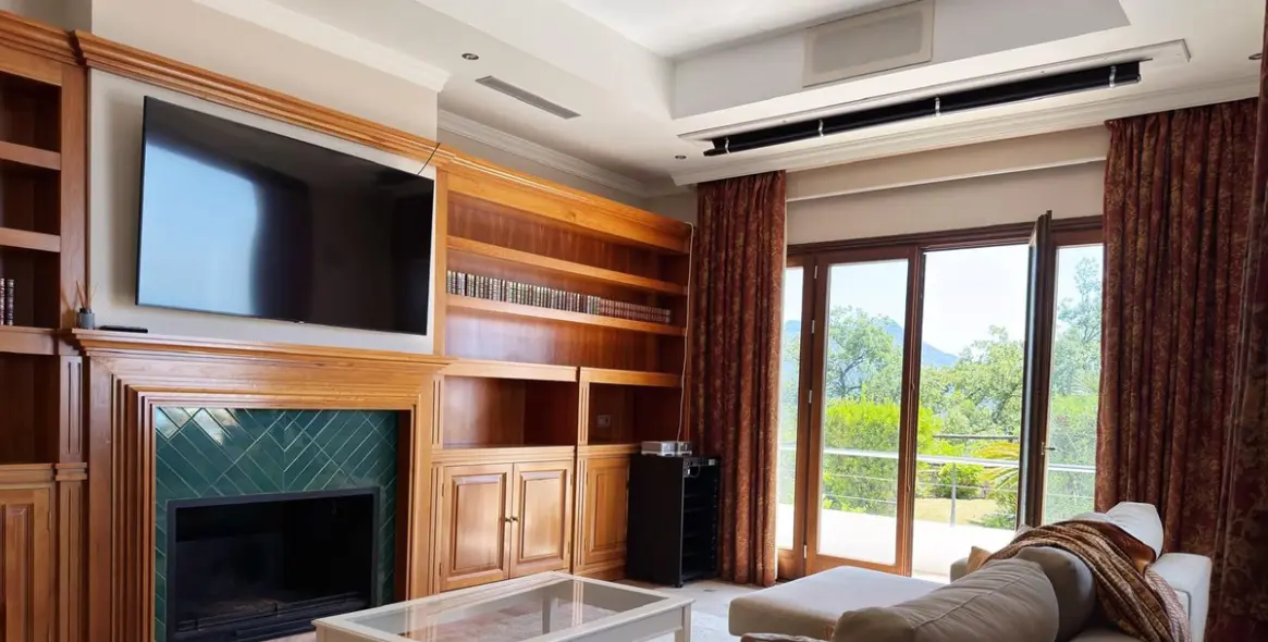 Long-term rent of detached villa in La Zagaleta 8