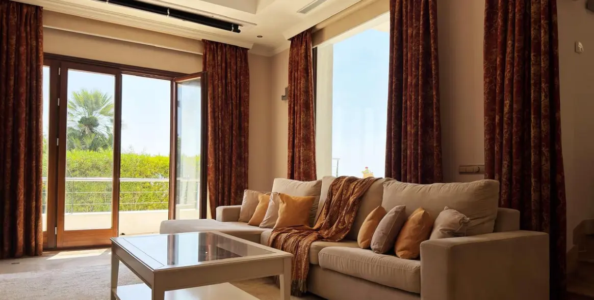 Long-term rent of detached villa in La Zagaleta 16