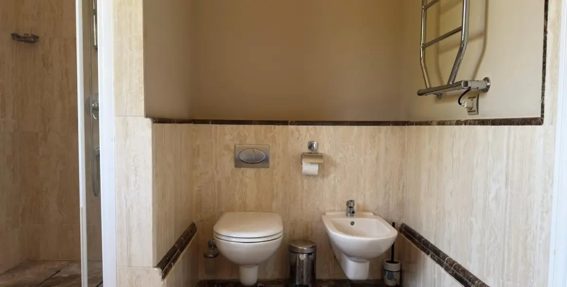 Long-term rent of detached villa in La Zagaleta 46