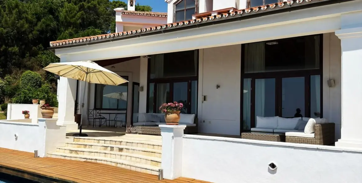Long-term rent of detached villa in La Zagaleta 49