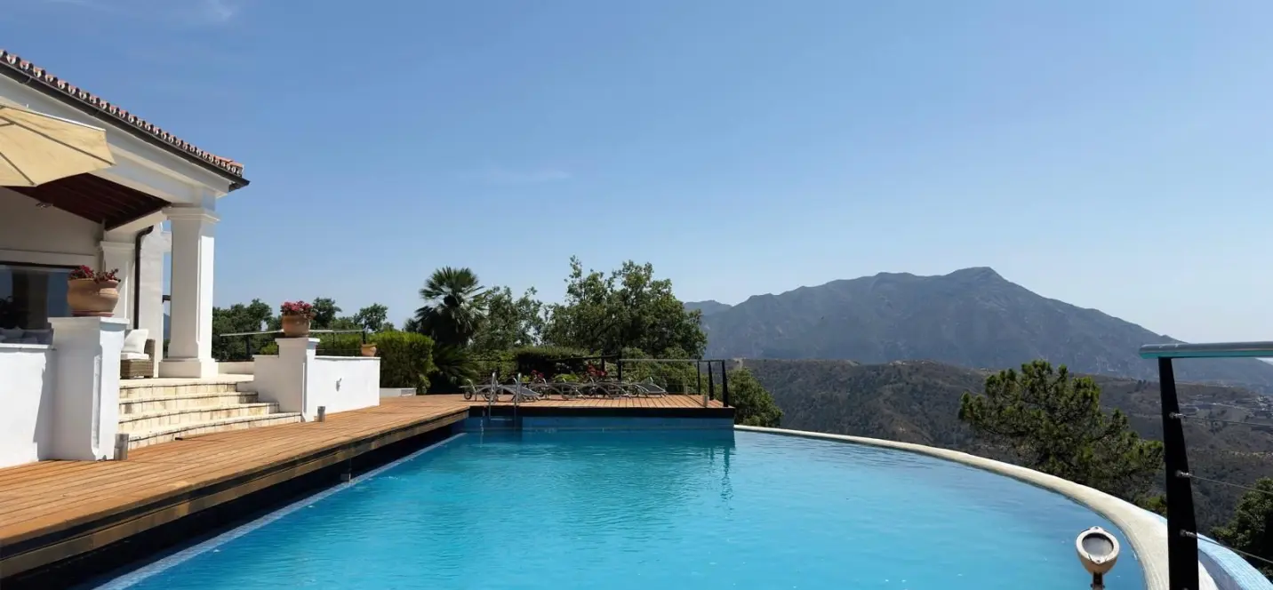 Sale of detached villa in La Zagaleta 1