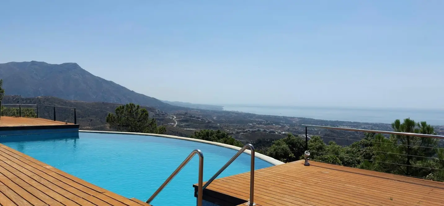 Sale of detached villa in La Zagaleta 3