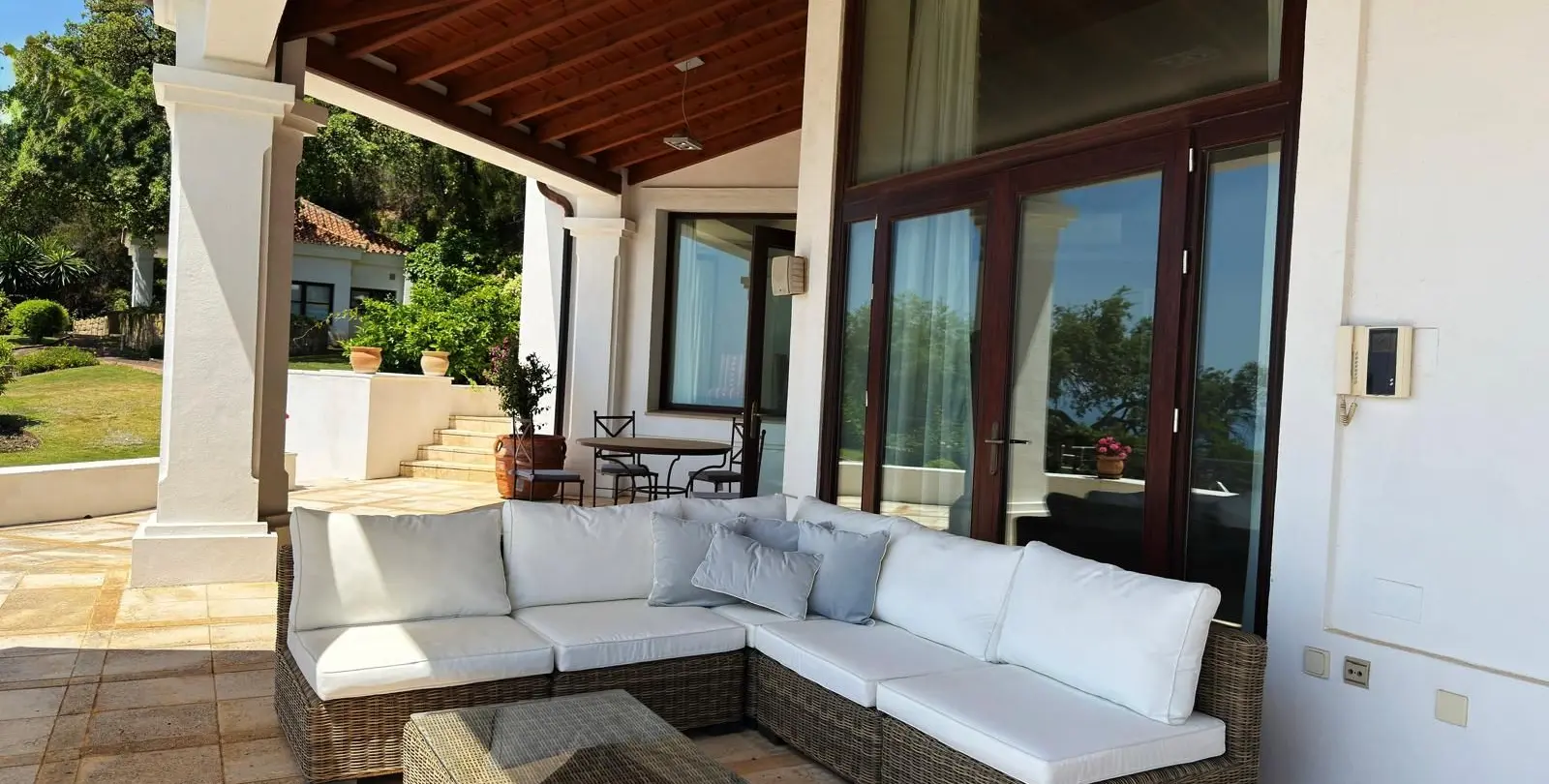 Sale of detached villa in La Zagaleta 12