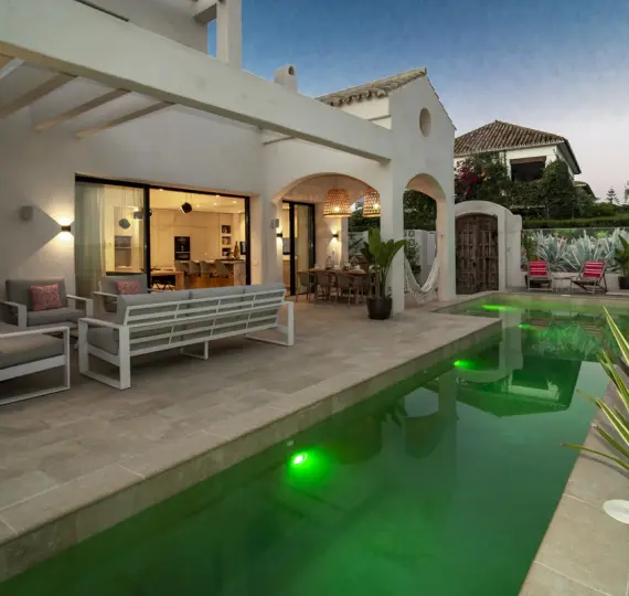 Long-term rent of detached villa in Marbella