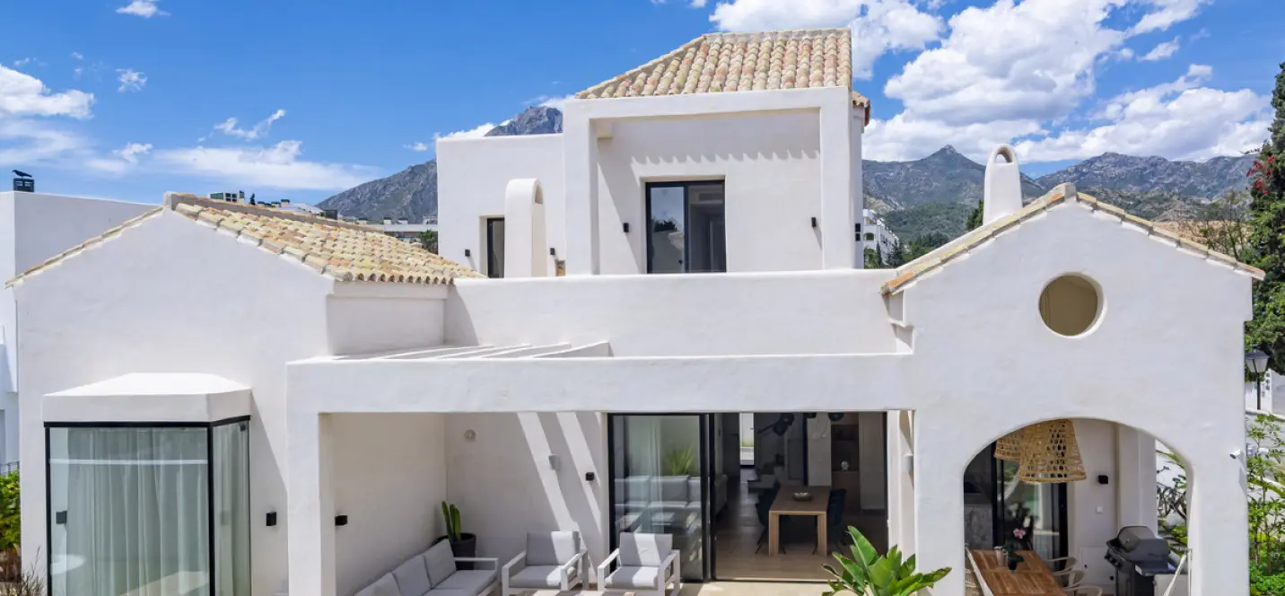 Short-term rent of detached villa in Marbella 1