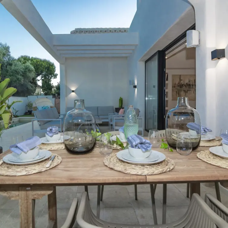 Short-term rent of detached villa in Marbella