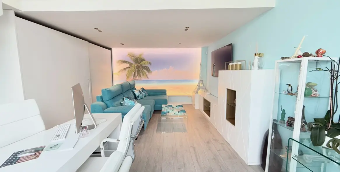 Long-term rent of office in Nueva Andalucía 1