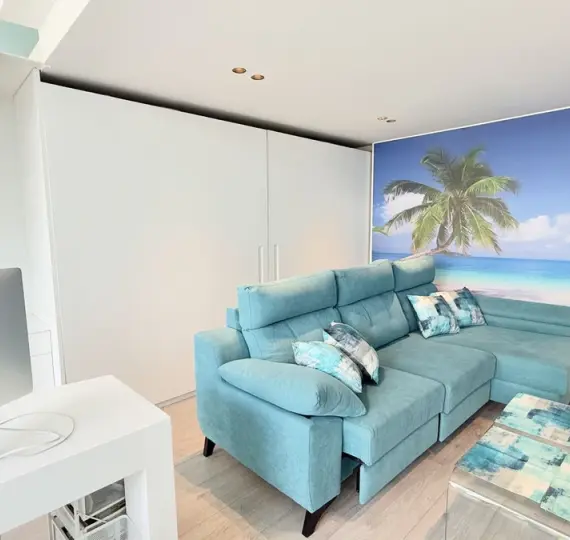 Long-term rent of office in Nueva Andalucía