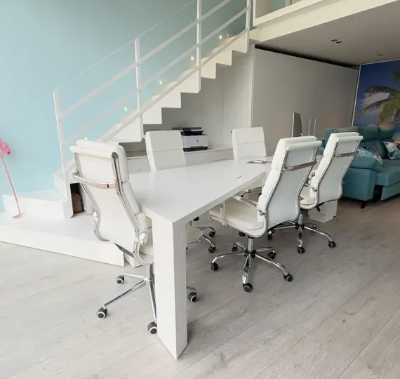 Long-term rent of office in Nueva Andalucía