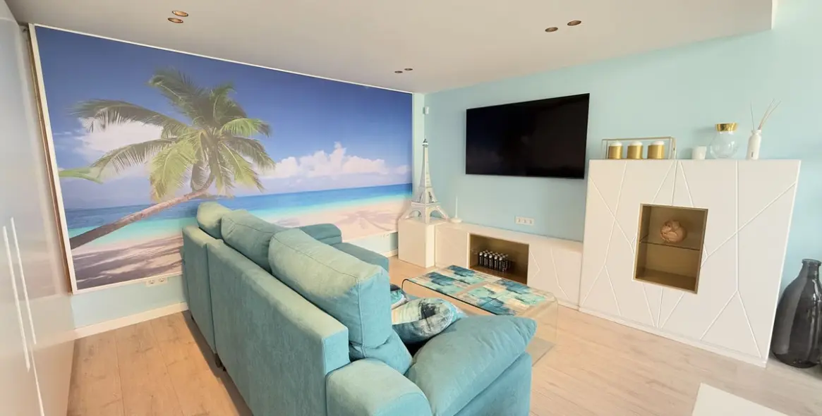 Long-term rent of office in Nueva Andalucía 8