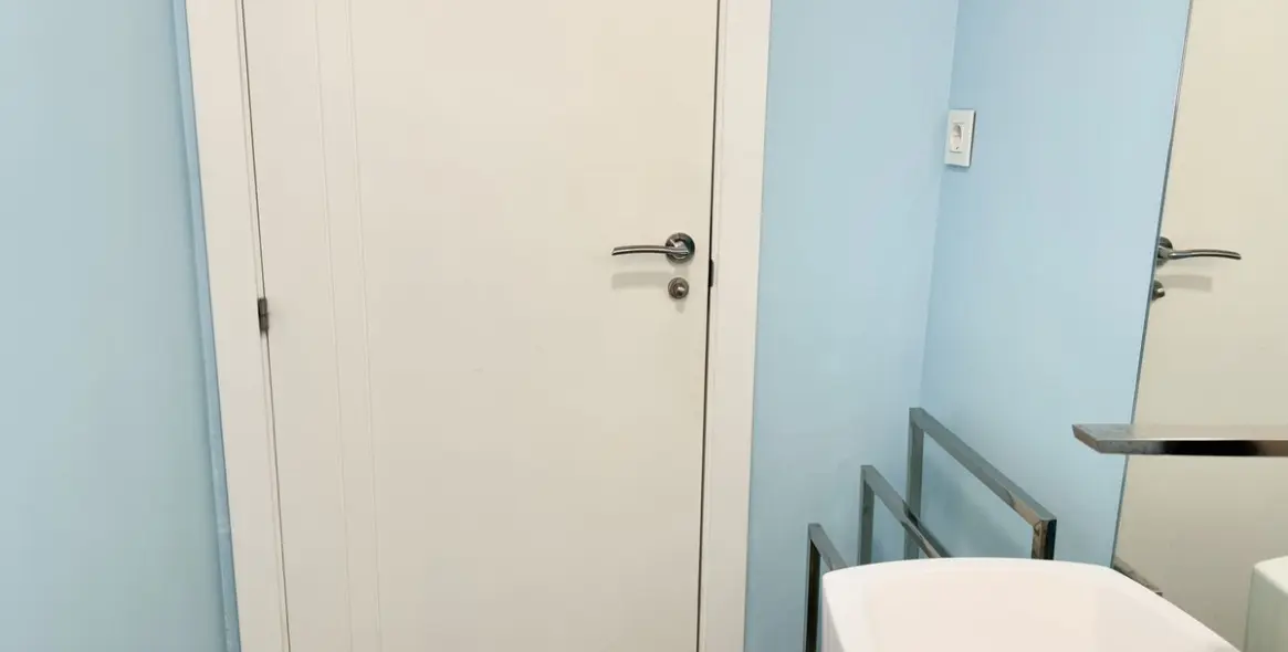 Long-term rent of office in Nueva Andalucía 16