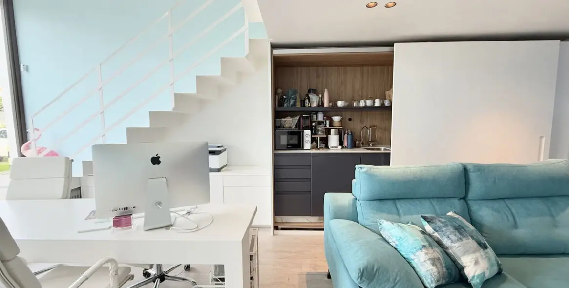 Long-term rent of office in Nueva Andalucía 17