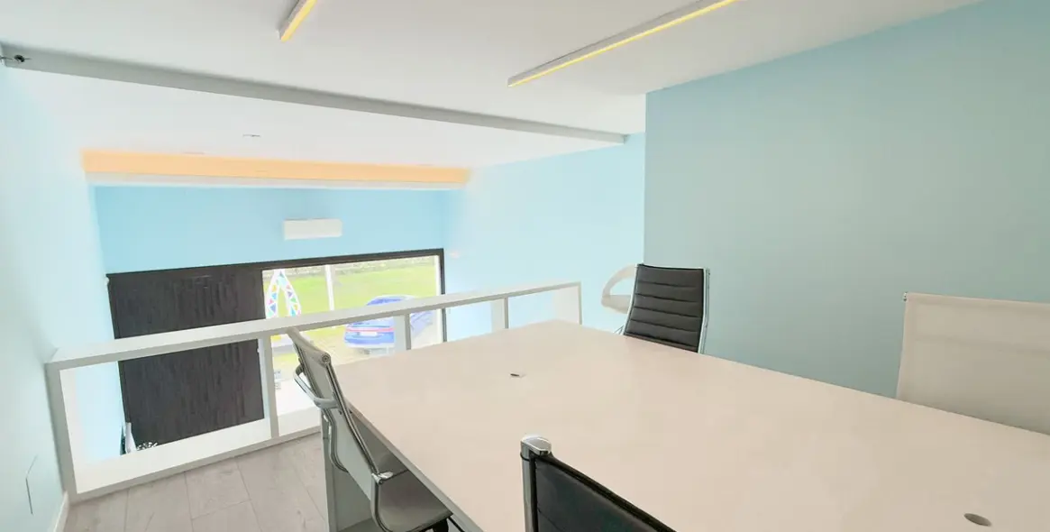 Долгосрочная аренда офиса в Nueva Andalucía 32
