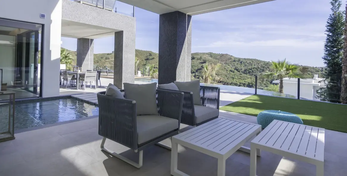 Short-term rent of detached villa in La Quinta 24