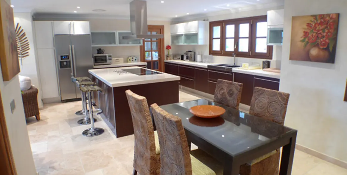 Краткосрочная аренда  отдельно стоящей виллы в El Madroñal 5