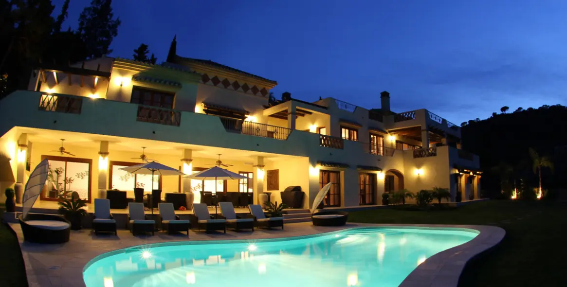 Краткосрочная аренда  отдельно стоящей виллы в El Madroñal 32