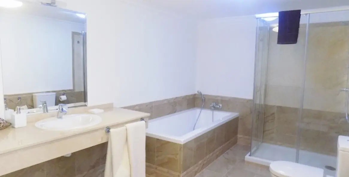 Short-term rent of detached villa in Puerto Banús 7