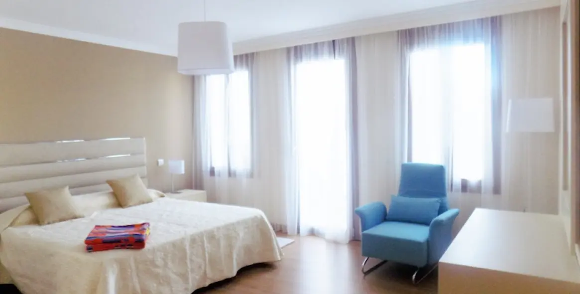 Short-term rent of detached villa in Puerto Banús 10