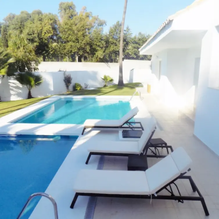 Краткосрочная аренда  отдельно стоящей виллы в Puerto Banús