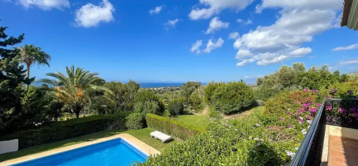 Краткосрочная аренда  отдельно стоящей виллы в El Rosario 3