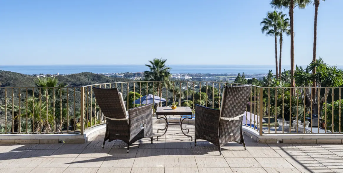 Short-term rent of detached villa in El Madroñal 8