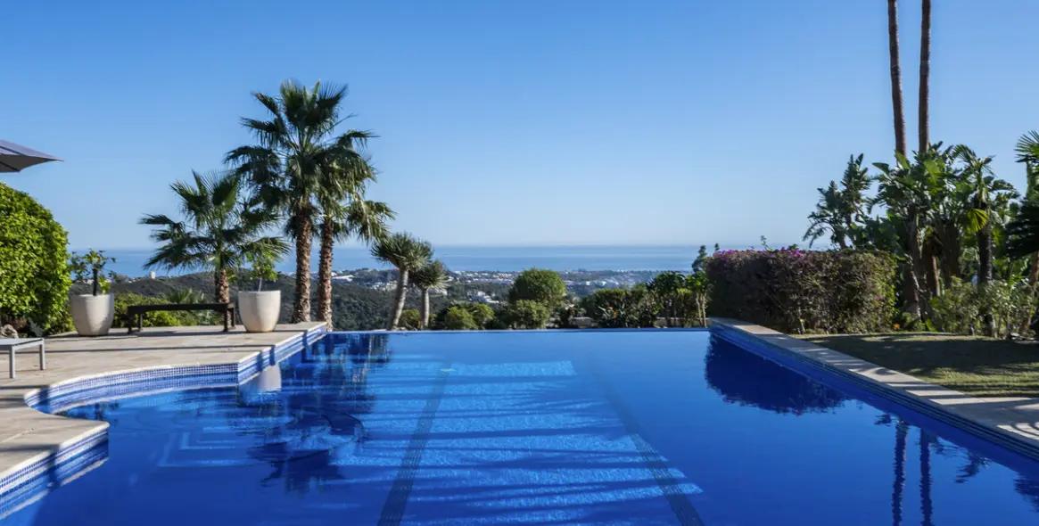 Short-term rent of detached villa in El Madroñal 10