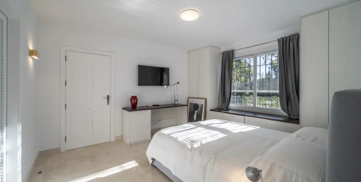 Краткосрочная аренда  отдельно стоящей виллы в El Madroñal 48