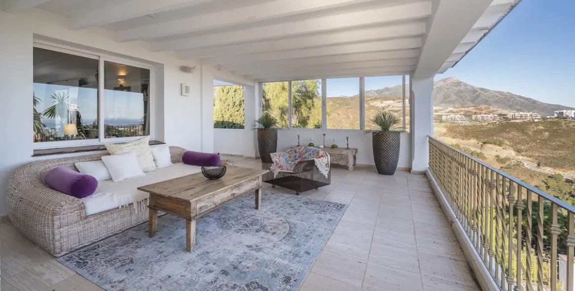 Short-term rent of detached villa in El Madroñal 27