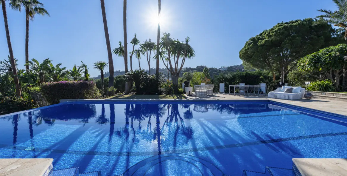 Short-term rent of detached villa in El Madroñal 55