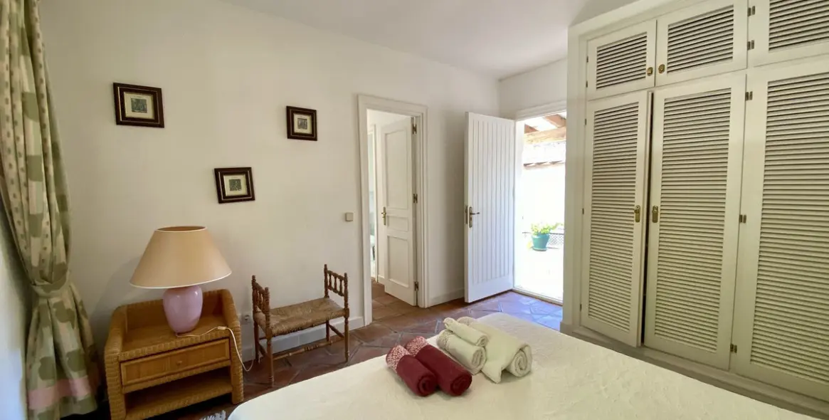 Short-term rent of detached villa in Benahavís 25
