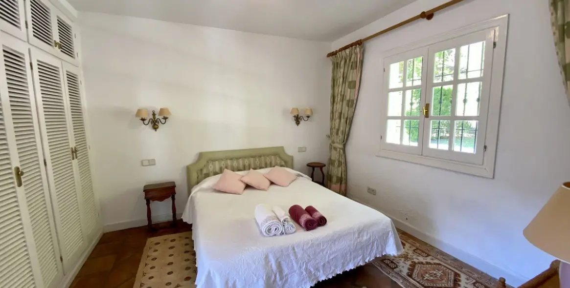 Short-term rent of detached villa in Benahavís 25