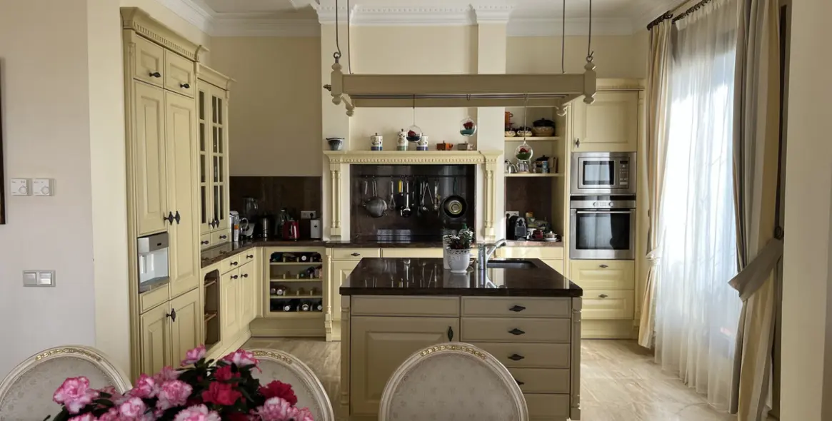 Краткосрочная аренда  отдельно стоящей виллы в Sierra Blanca 4