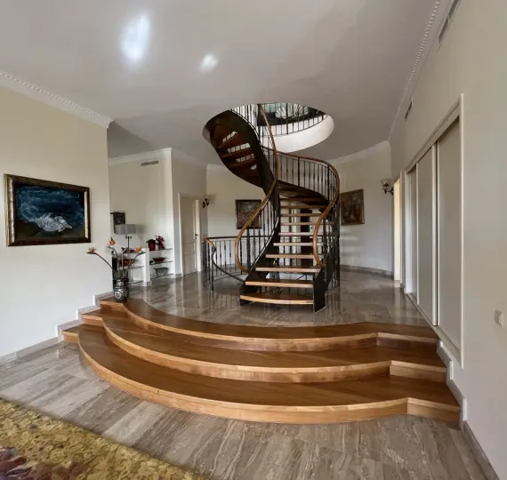 Краткосрочная аренда  отдельно стоящей виллы в Sierra Blanca