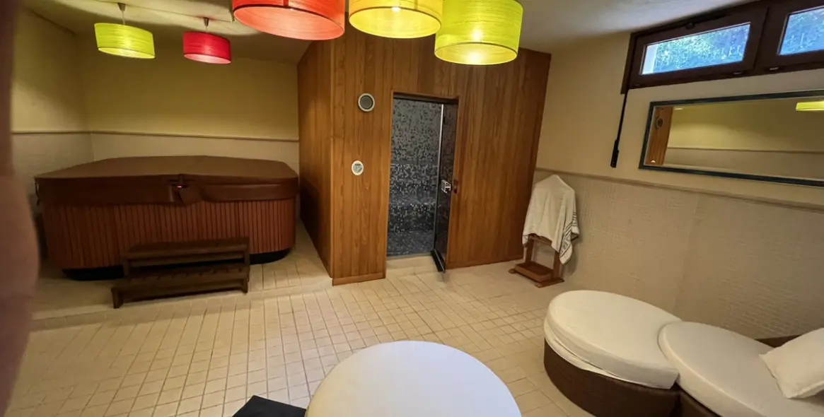 Alquiler a corto plazo de villa independiente en Sierra Blanca 32