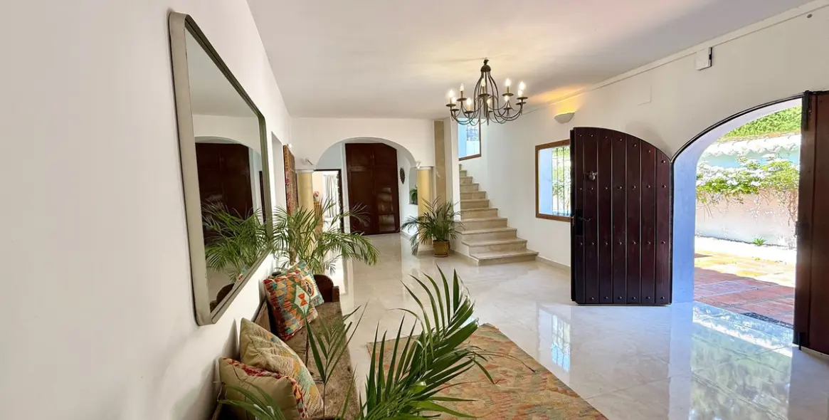 Краткосрочная аренда  отдельно стоящей виллы в Guadalmina Alta 4