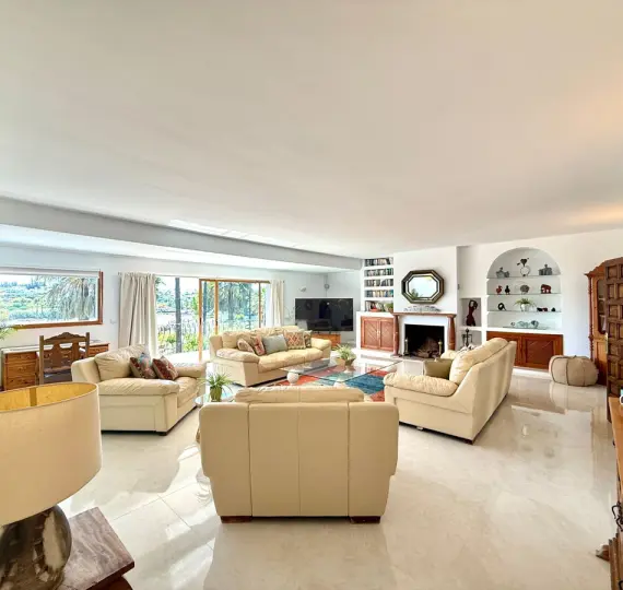 Краткосрочная аренда  отдельно стоящей виллы в Guadalmina Alta