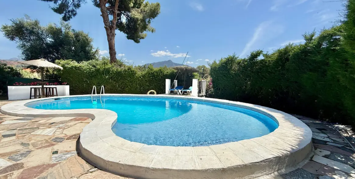 Краткосрочная аренда  отдельно стоящей виллы в Guadalmina Alta 15