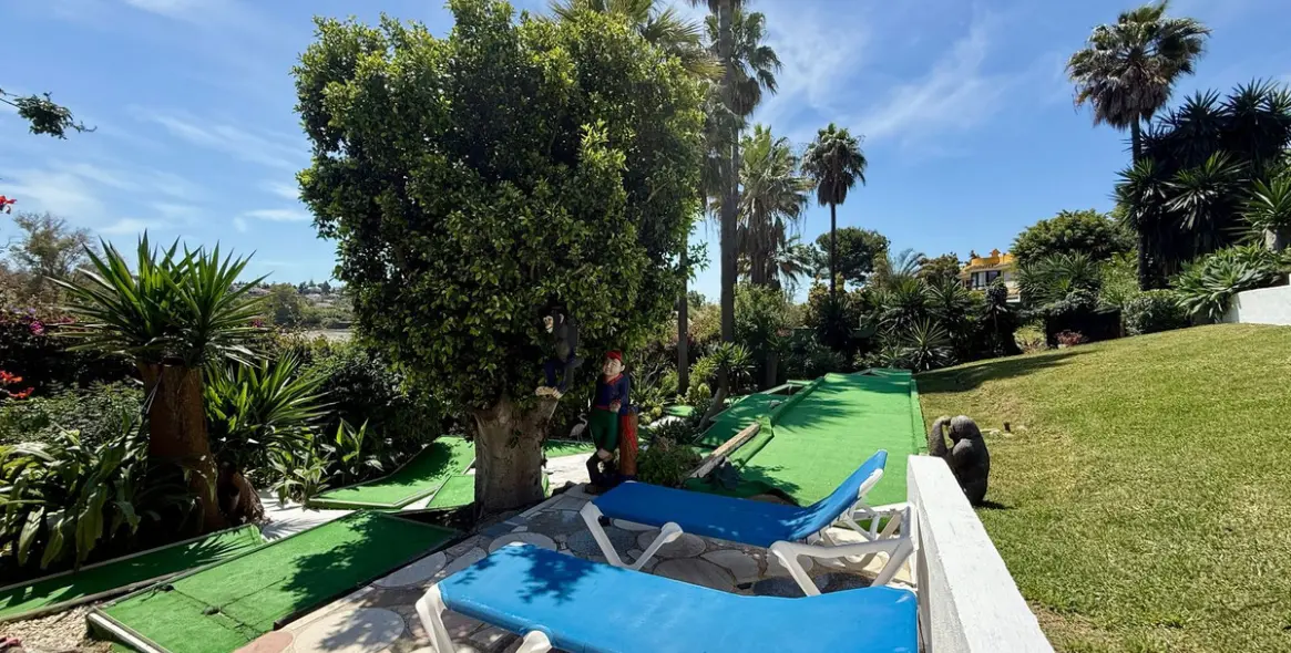 Краткосрочная аренда  отдельно стоящей виллы в Guadalmina Alta 19