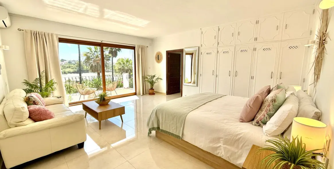 Краткосрочная аренда  отдельно стоящей виллы в Guadalmina Alta 21