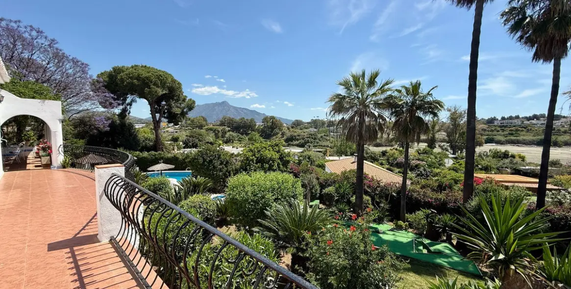 Краткосрочная аренда  отдельно стоящей виллы в Guadalmina Alta 41