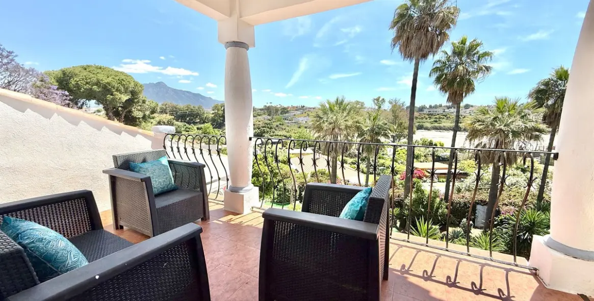 Short-term rent of detached villa in Guadalmina Alta 35