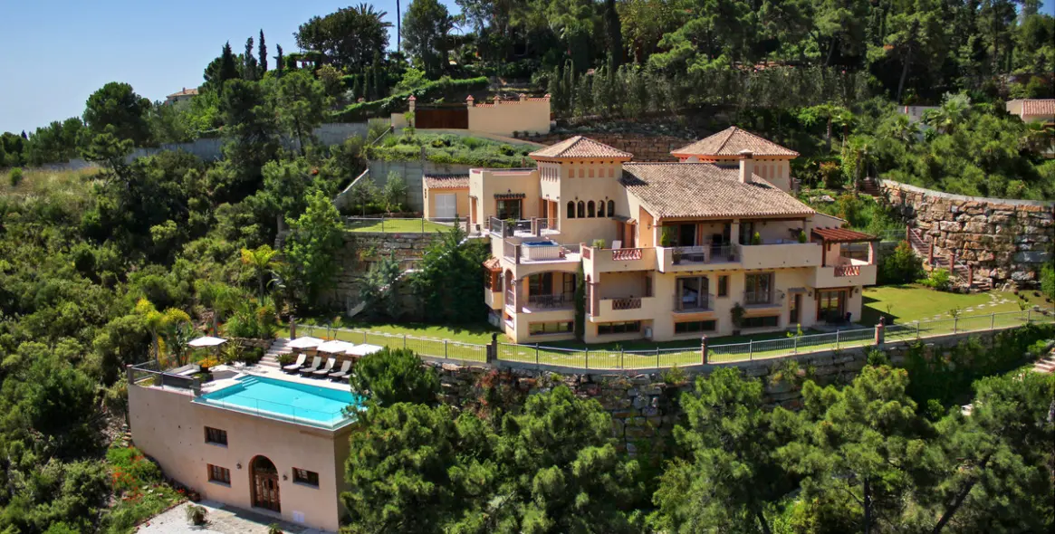 Short-term rent of detached villa in El Madroñal 1